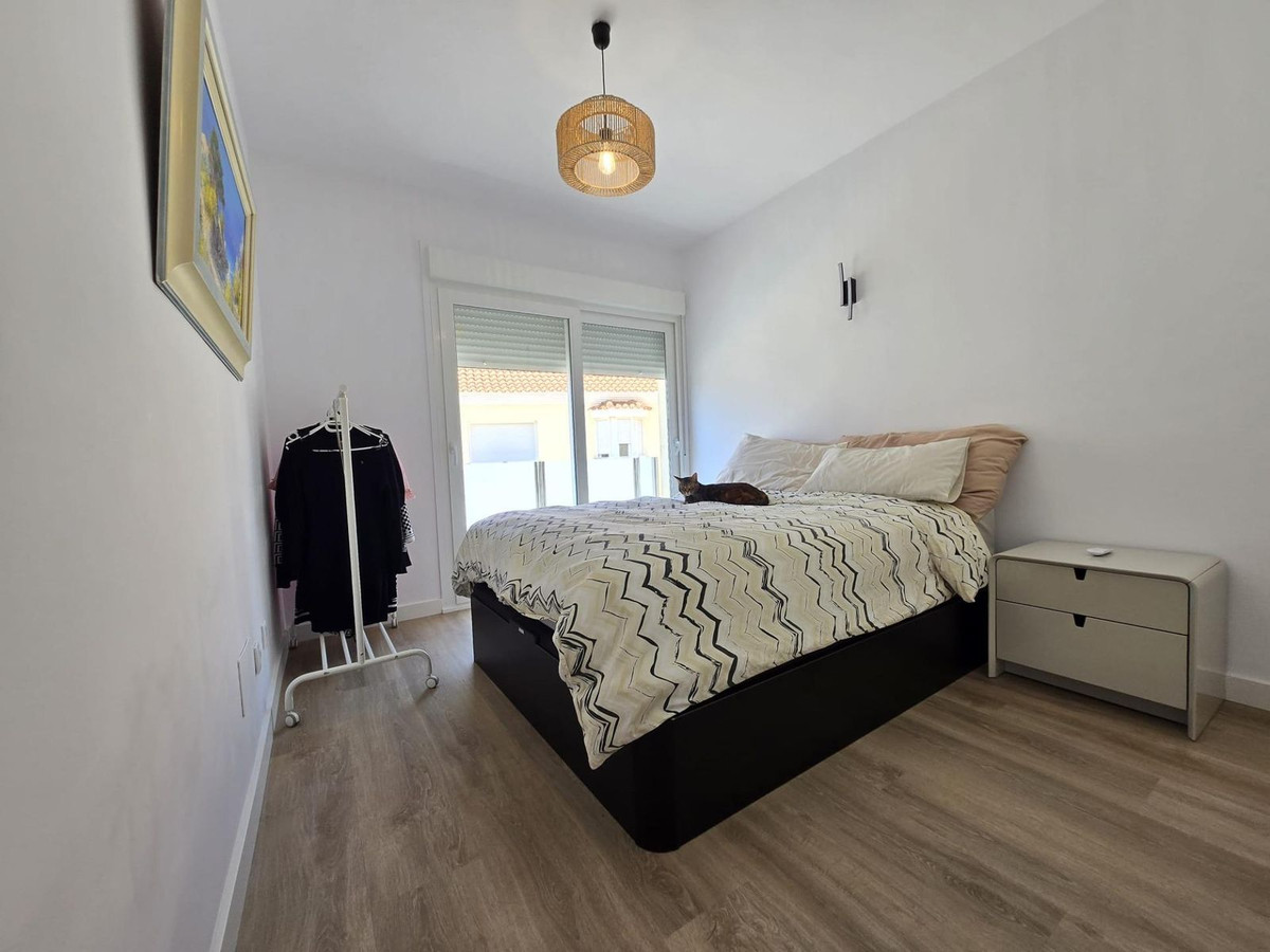 Huis te koop in Los Boliches | 4 slaapkamers H5436319