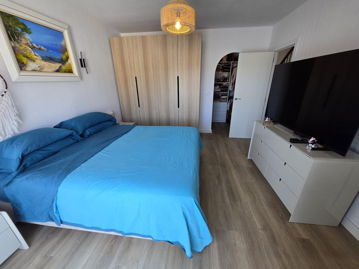 Huis te koop in Los Boliches | 4 slaapkamers H5436319