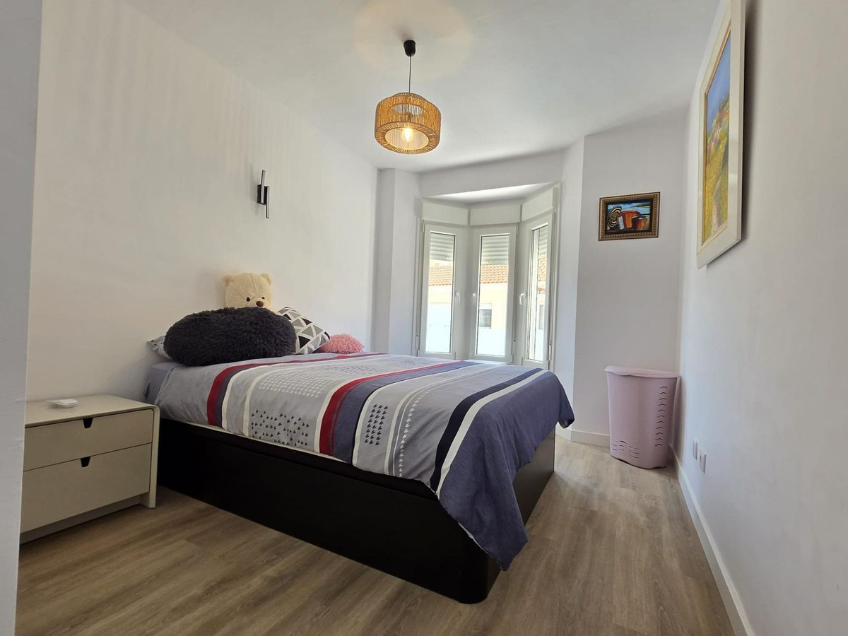 Huis te koop in Los Boliches | 4 slaapkamers H5436319