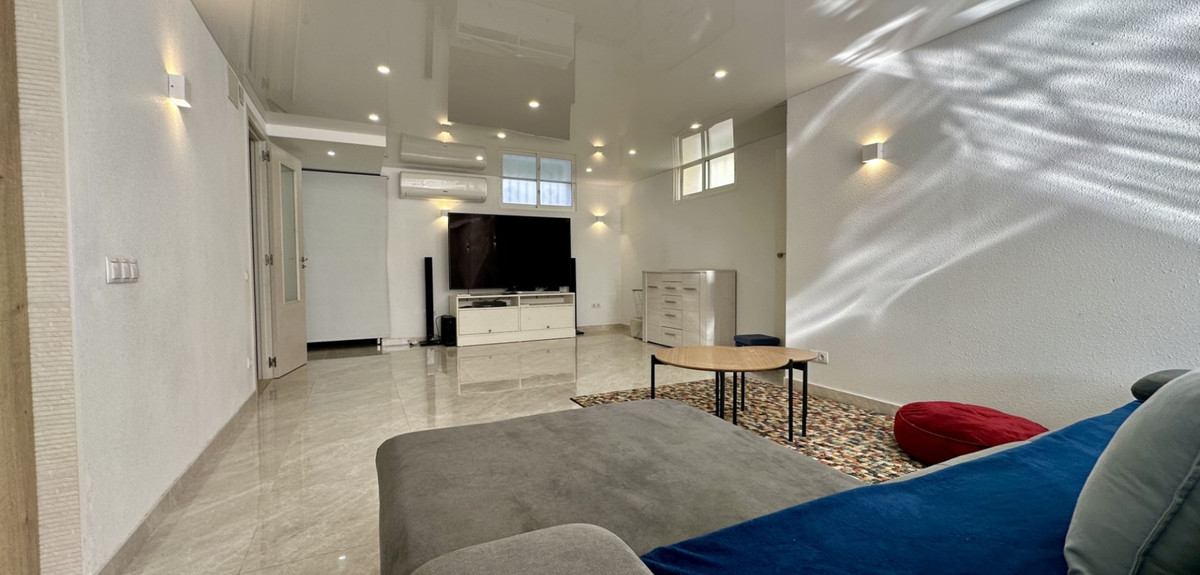 Huis te koop in Los Altos | 3 slaapkamers H5251834