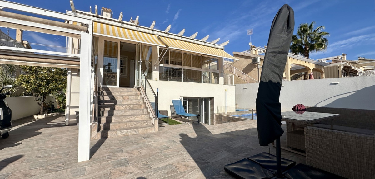 Huis te koop in Los Altos | 3 slaapkamers H5251834