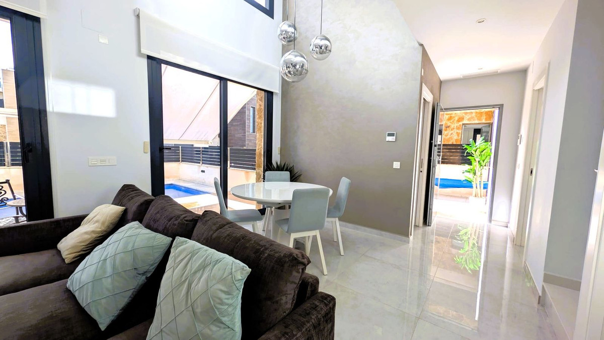 Huis te koop in Los Dolses | 4 slaapkamers H5297983