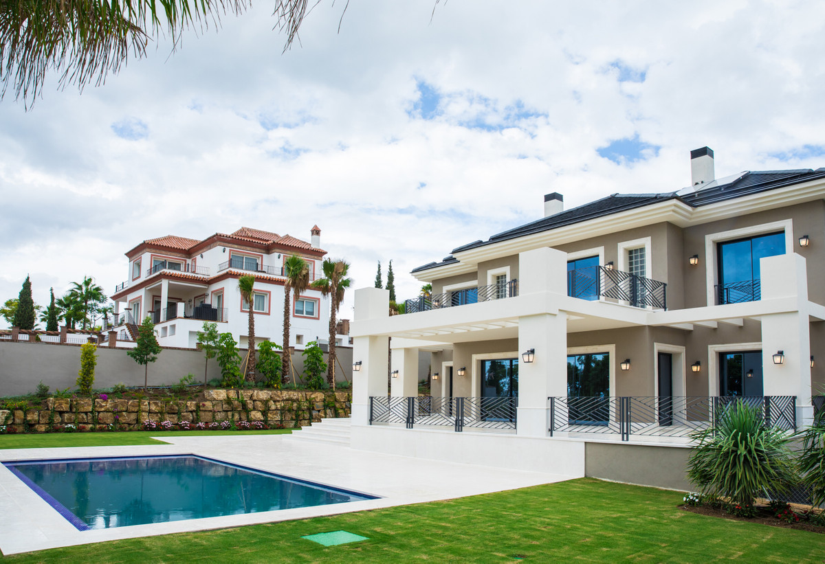 Huis te koop in Los Flamingos | 6 slaapkamers H4229695