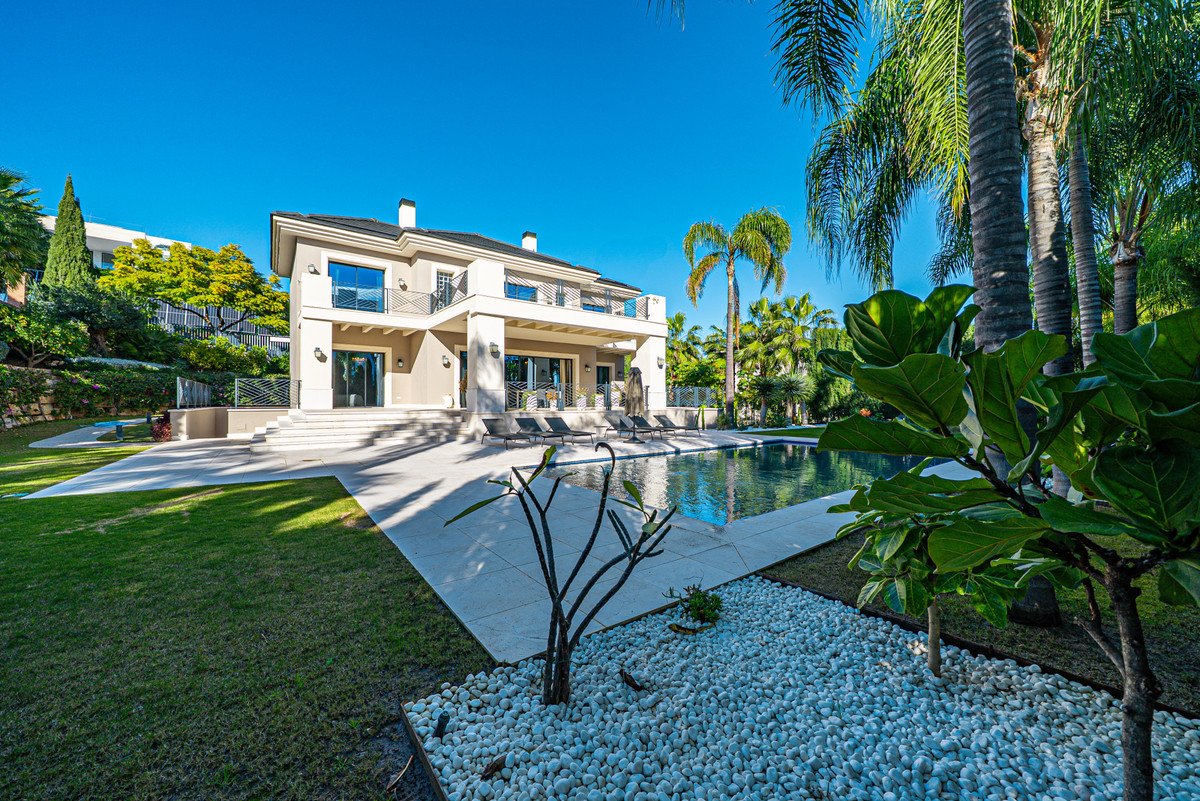 Huis te koop in Los Flamingos | 6 slaapkamers H4229695