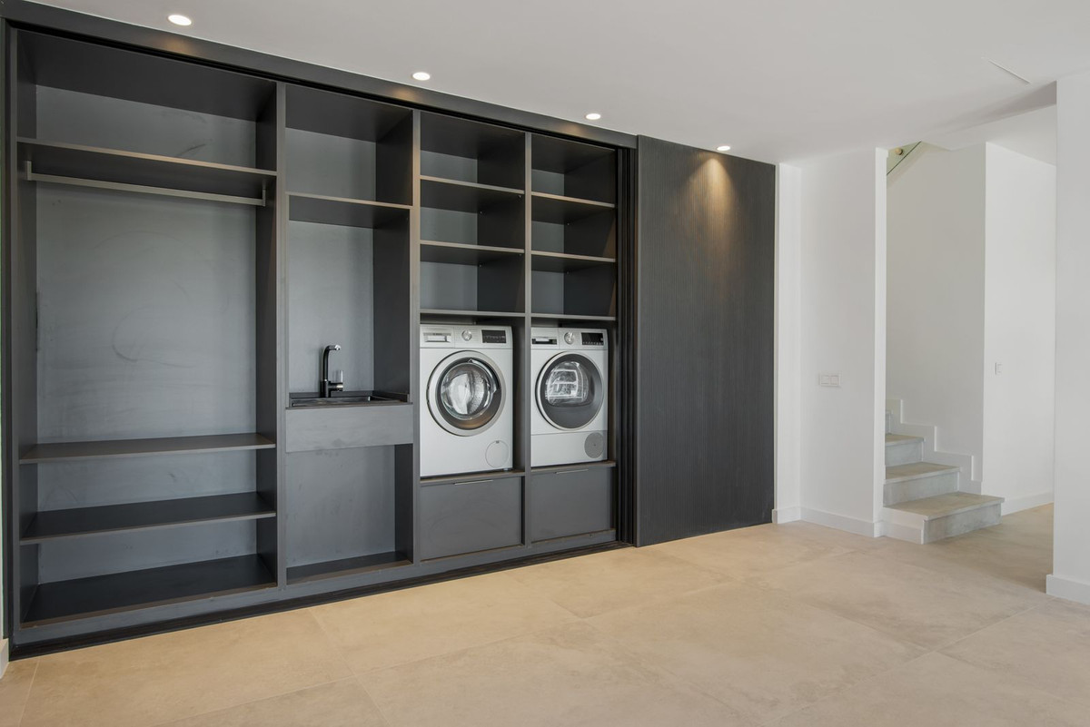 Property main view 77