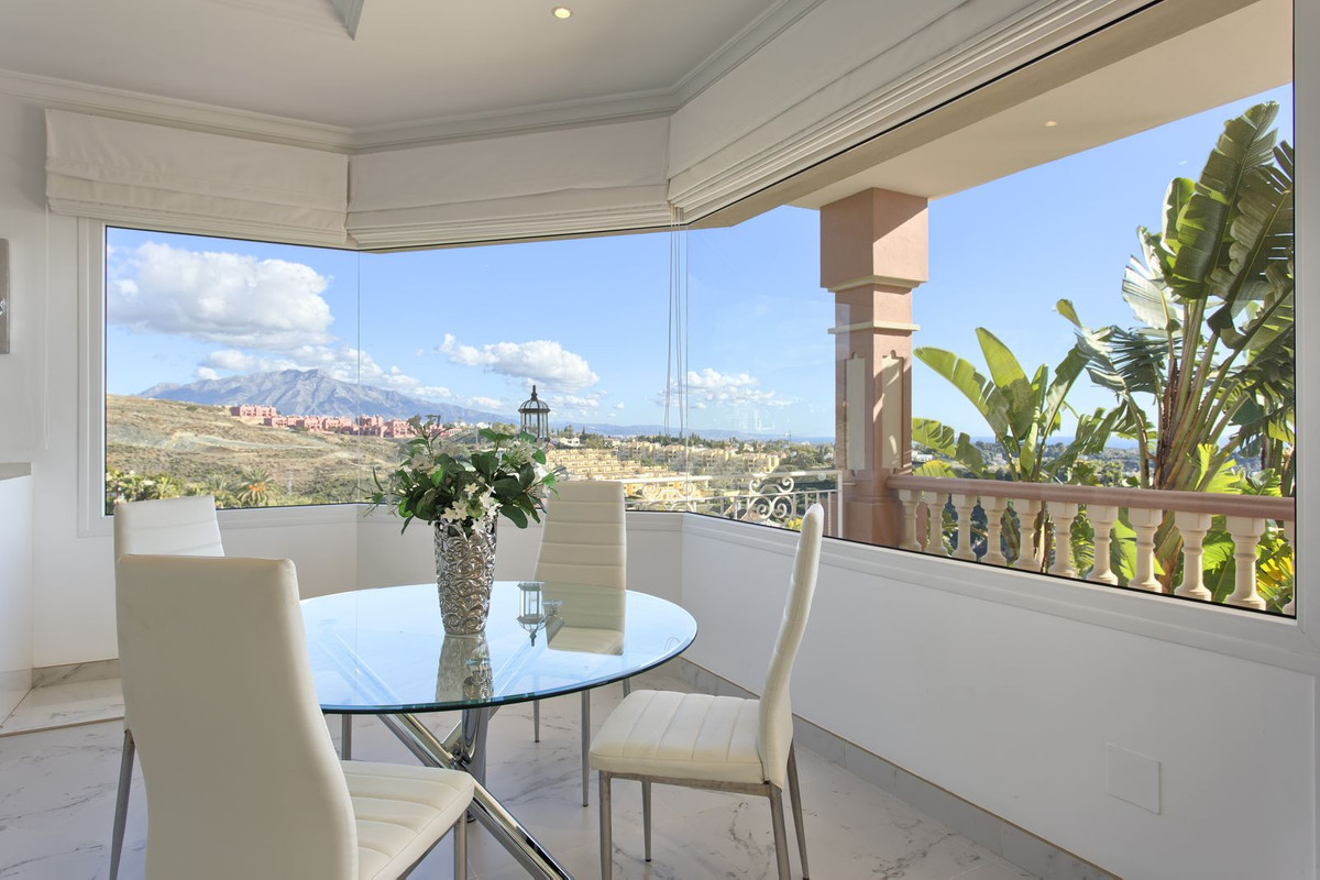 Huis te koop in Los Flamingos | 8 slaapkamers H4428886