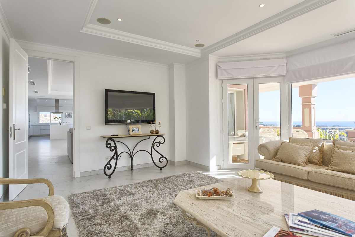 Huis te koop in Los Flamingos | 8 slaapkamers H4428886