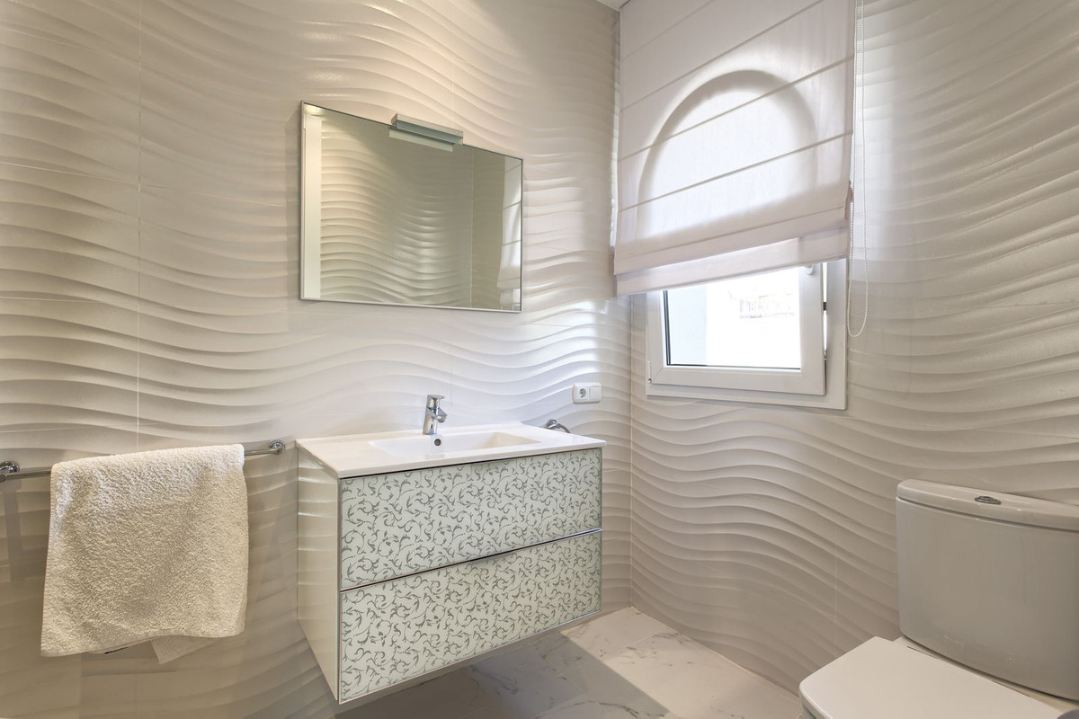Huis te koop in Los Flamingos | 8 slaapkamers H4428886