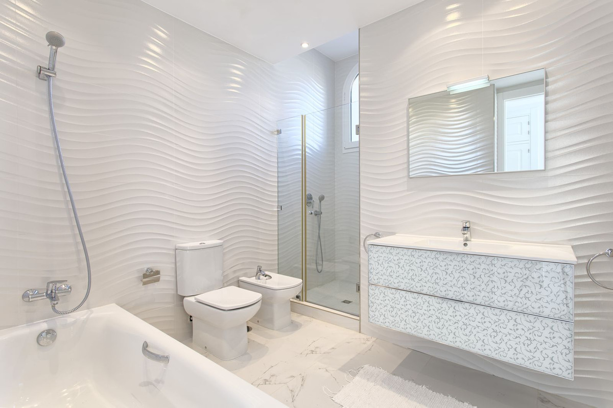 Huis te koop in Los Flamingos | 8 slaapkamers H4428886