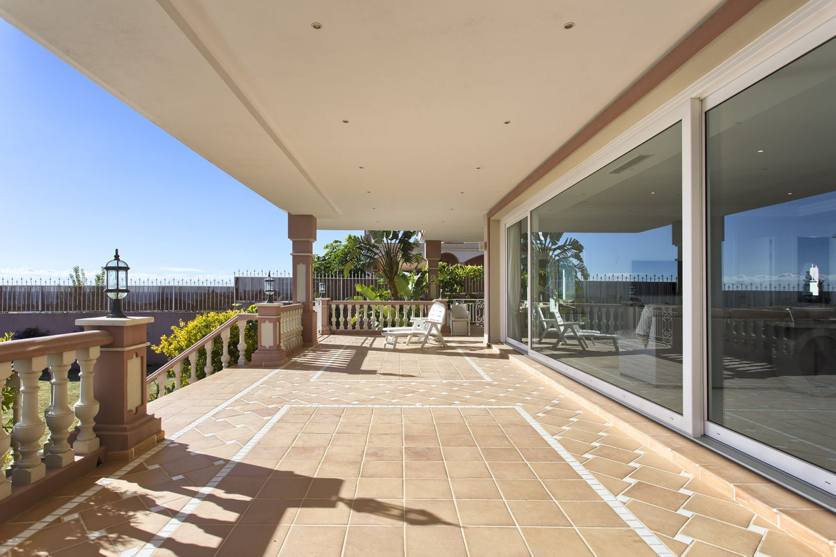 Huis te koop in Los Flamingos | 8 slaapkamers H4428886