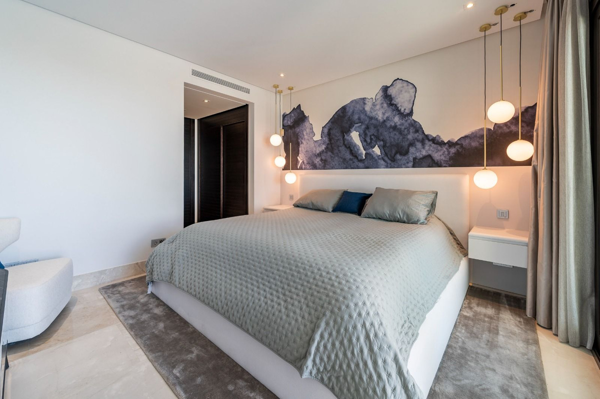 Huis te koop in Los Flamingos | 6 slaapkamers H5005957