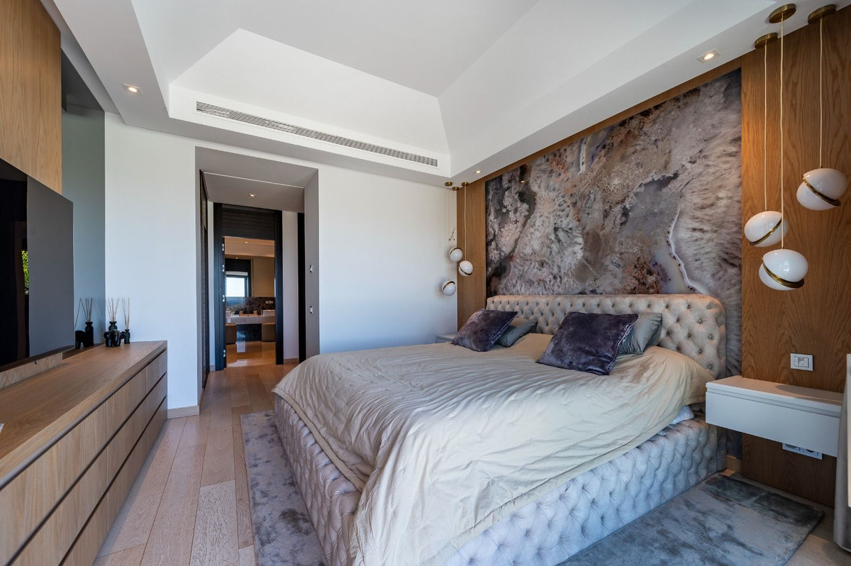 Huis te koop in Los Flamingos | 6 slaapkamers H5005957