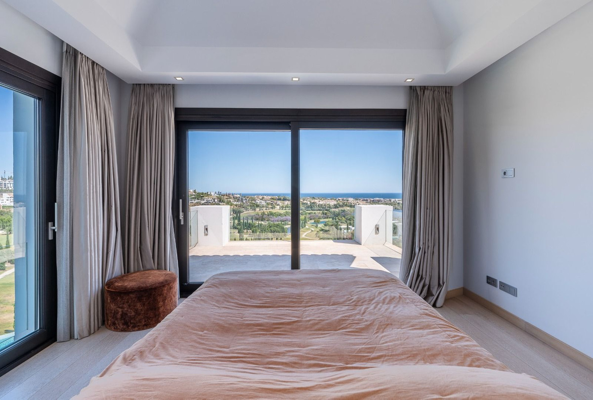 Huis te koop in Los Flamingos | 6 slaapkamers H5005957