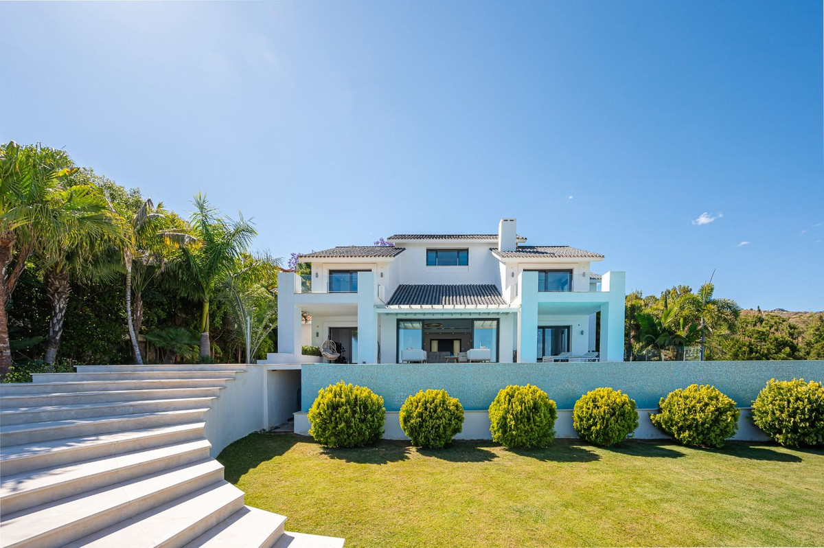 Huis te koop in Los Flamingos | 6 slaapkamers H5005957