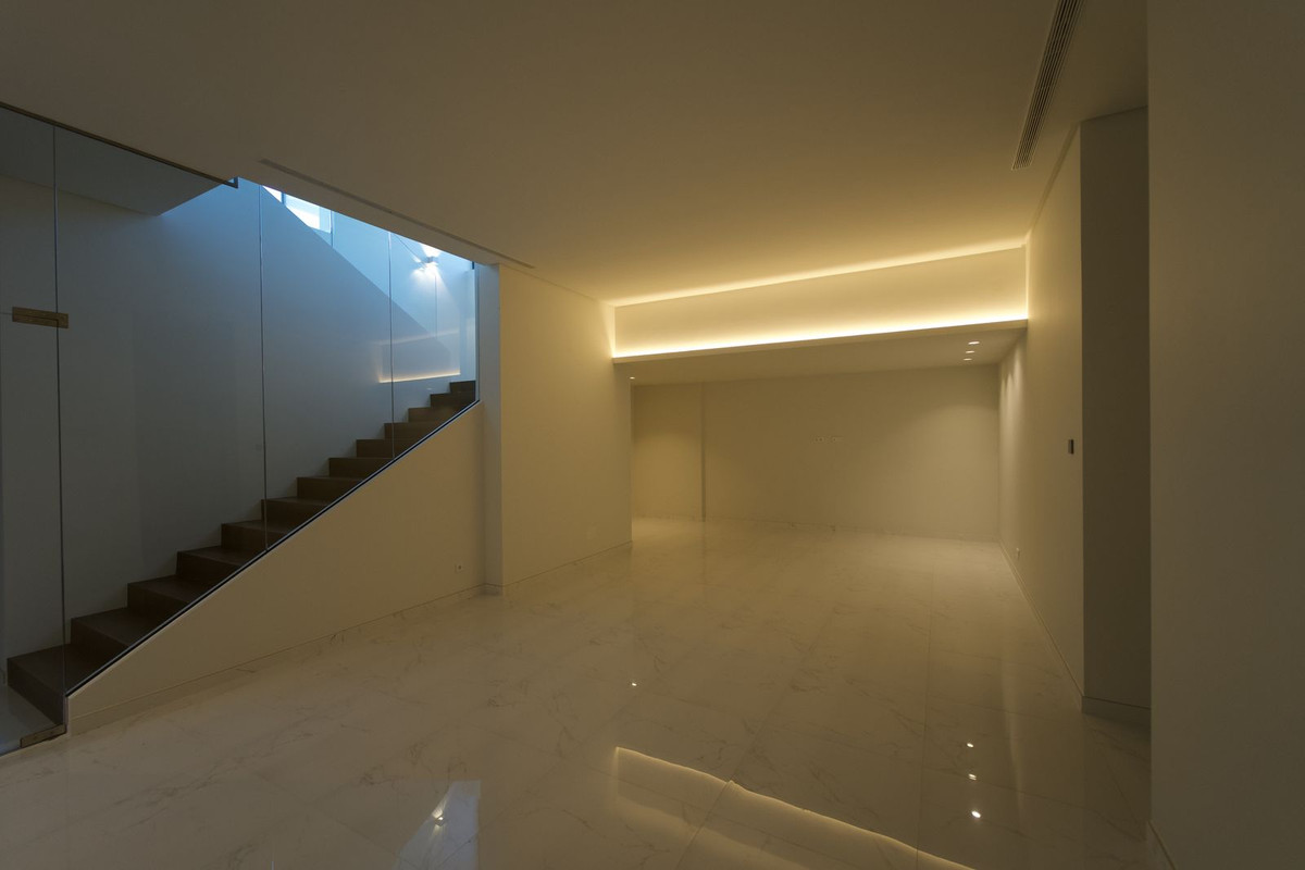 Huis te koop in Los Flamingos | 4 slaapkamers H5017840