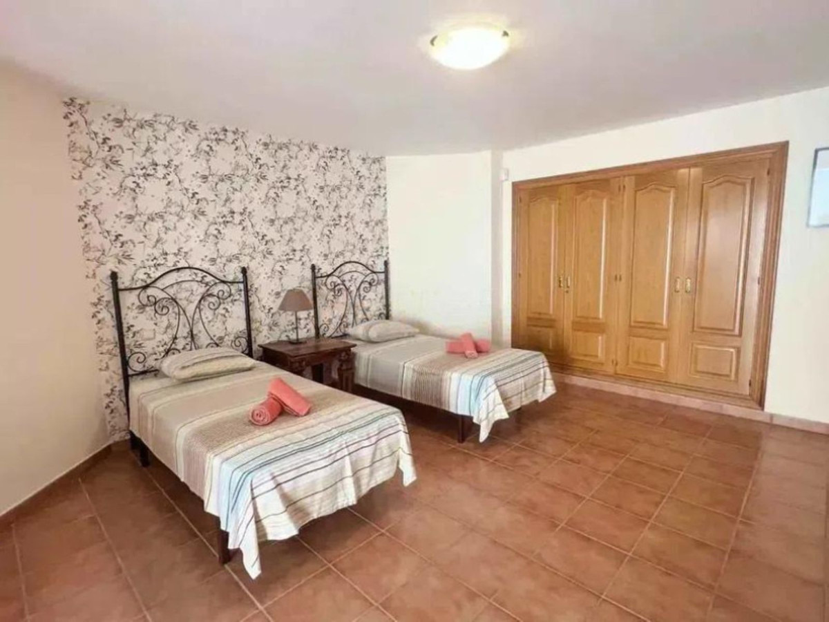 Huis te koop in Los Flamingos | 5 slaapkamers H5076256