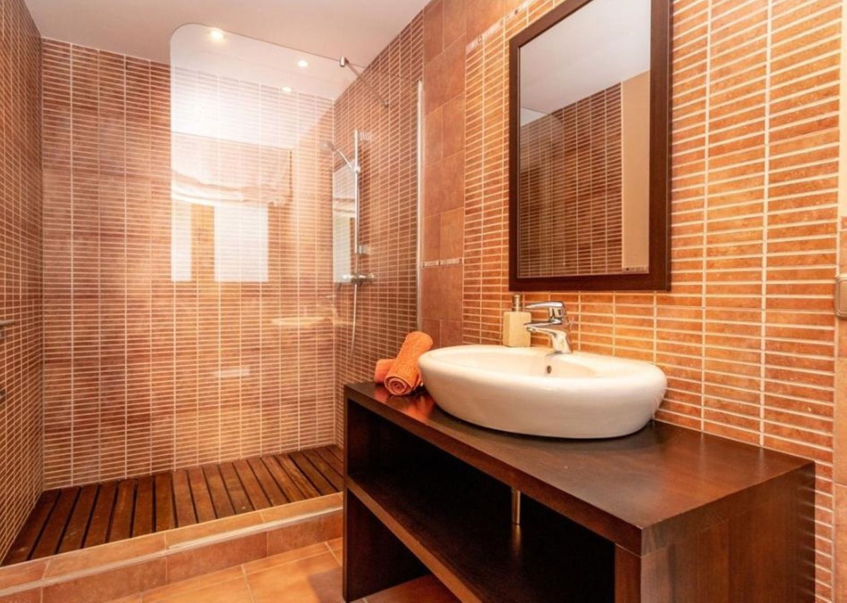 Huis te koop in Los Flamingos | 5 slaapkamers H5076256