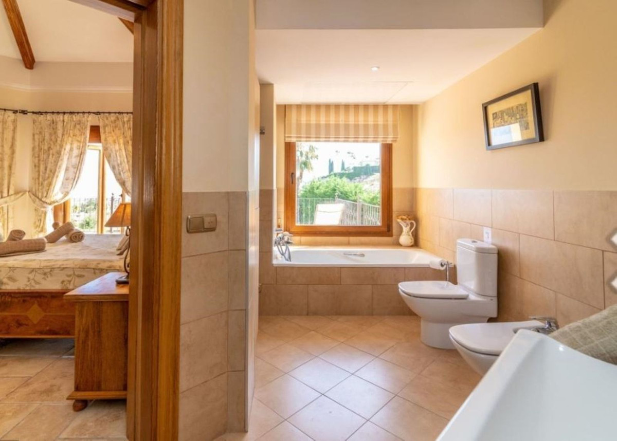 Huis te koop in Los Flamingos | 5 slaapkamers H5076256