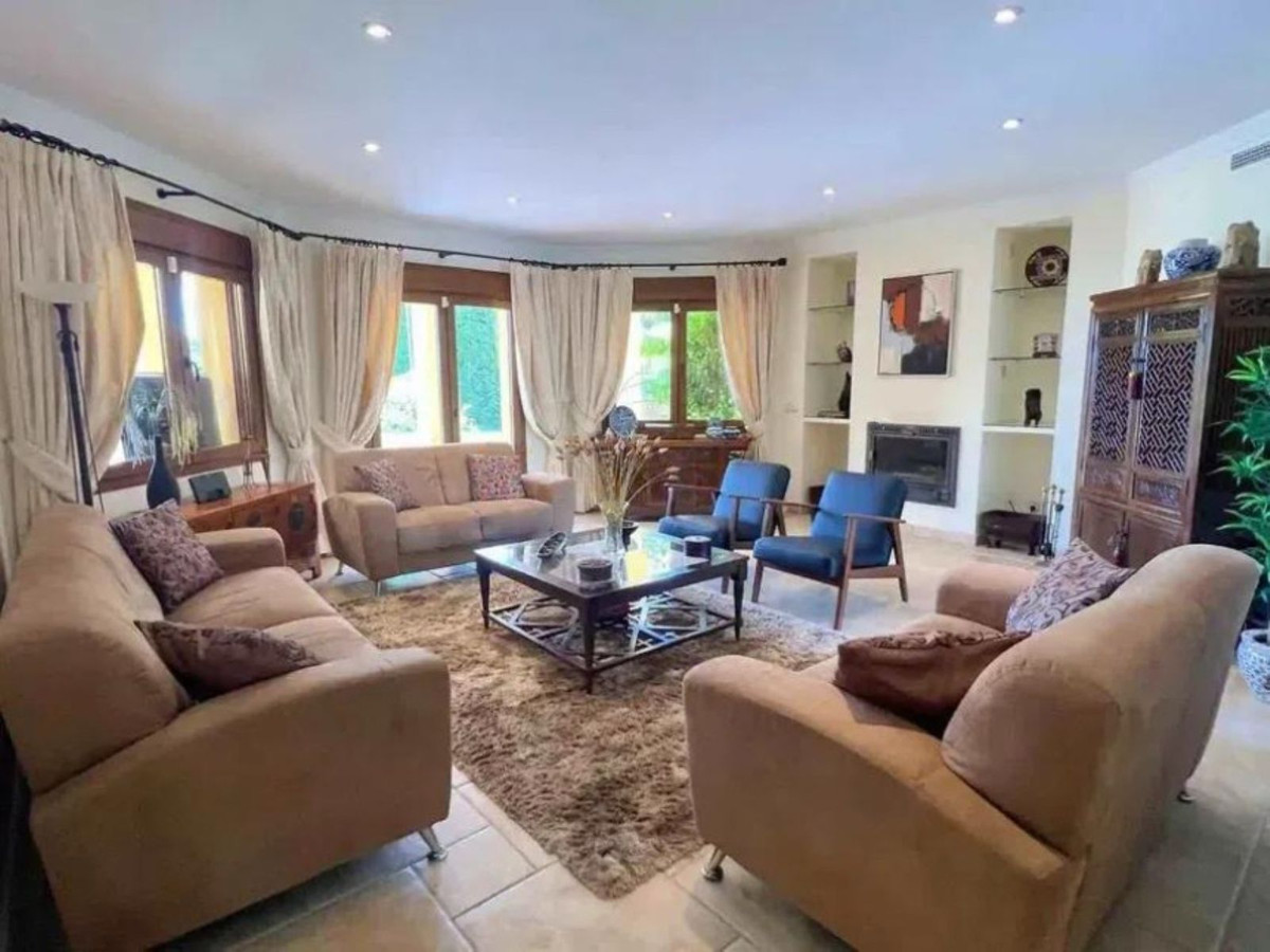 Huis te koop in Los Flamingos | 5 slaapkamers H5076256