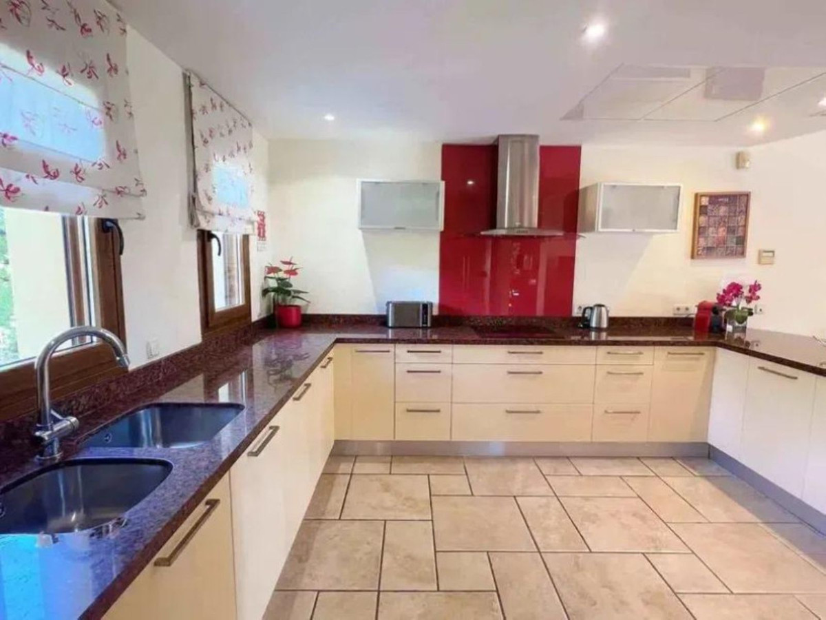 Huis te koop in Los Flamingos | 5 slaapkamers H5076256