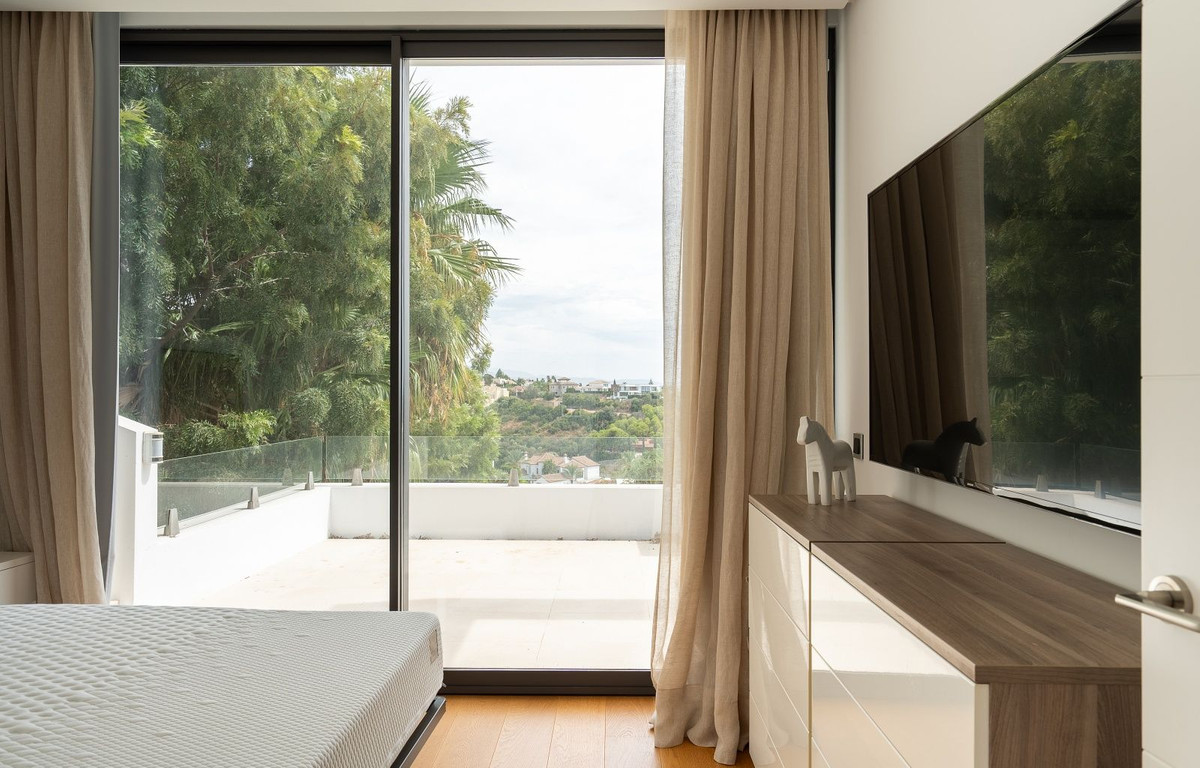 Property main view 33