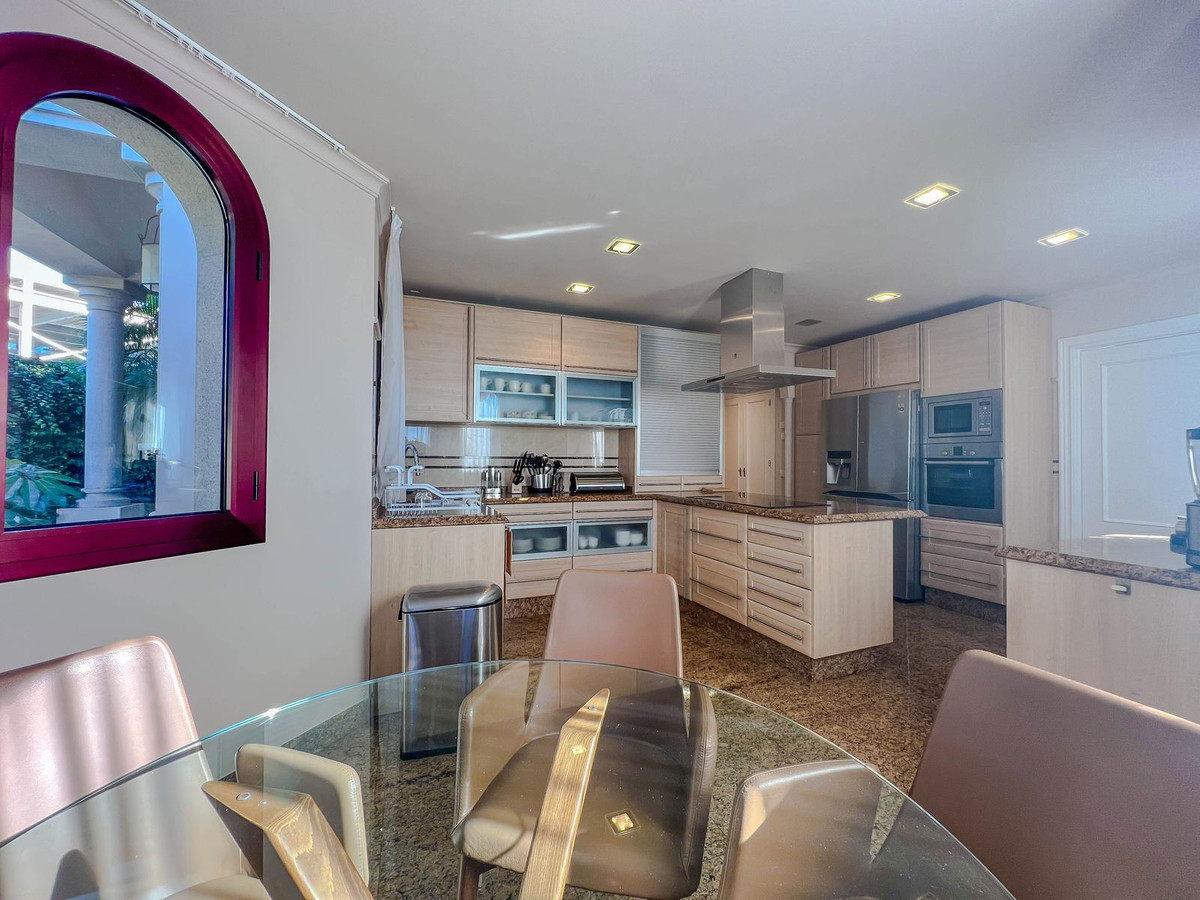 Huis te koop in Los Flamingos | 5 slaapkamers H5246014