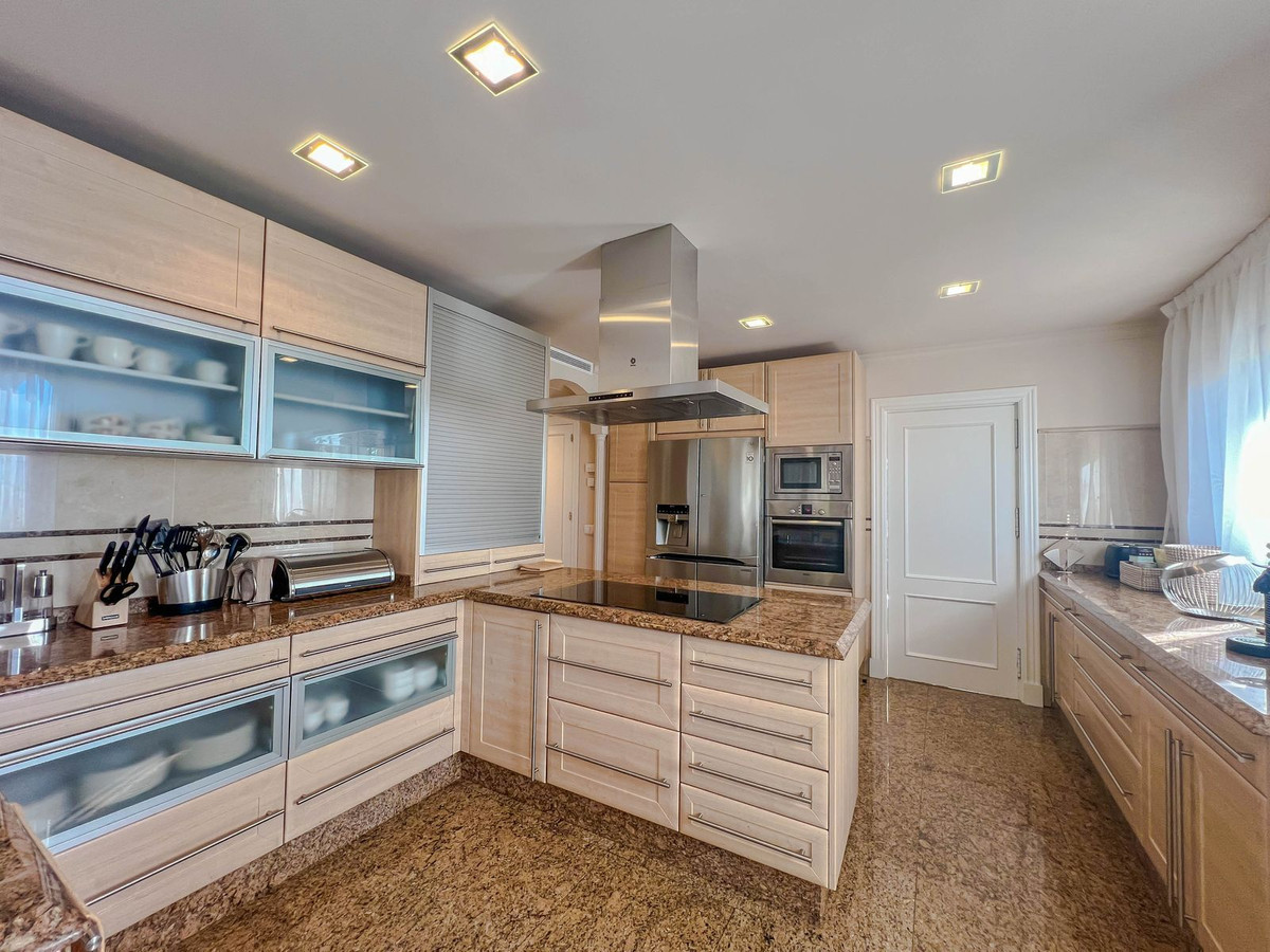 Huis te koop in Los Flamingos | 5 slaapkamers H5246014