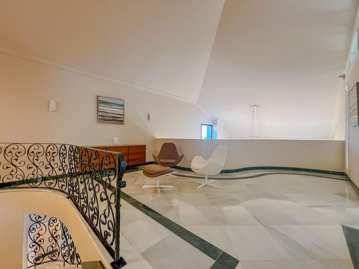 Huis te koop in Los Flamingos | 5 slaapkamers H5246014