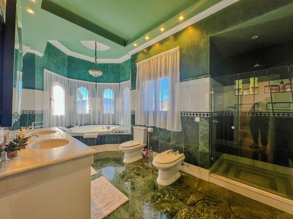 Huis te koop in Los Flamingos | 5 slaapkamers H5246014