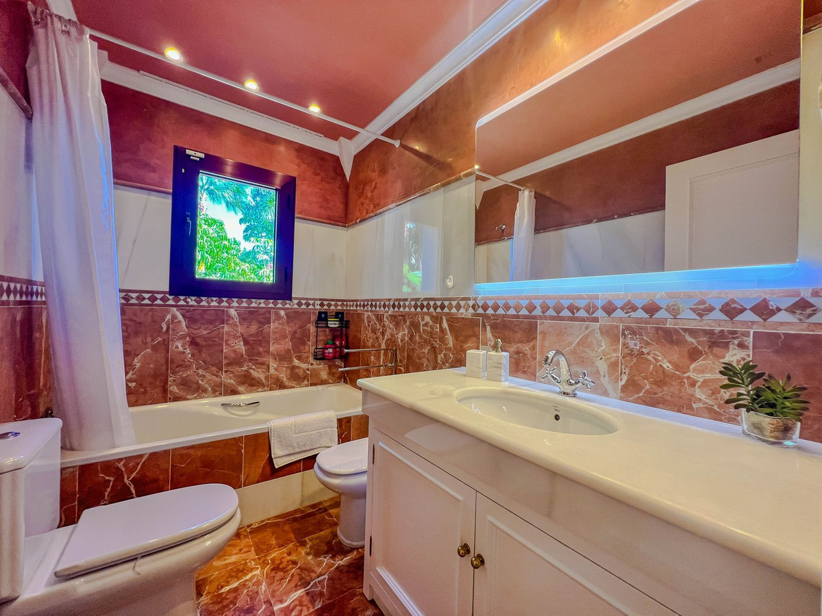 Huis te koop in Los Flamingos | 5 slaapkamers H5246014