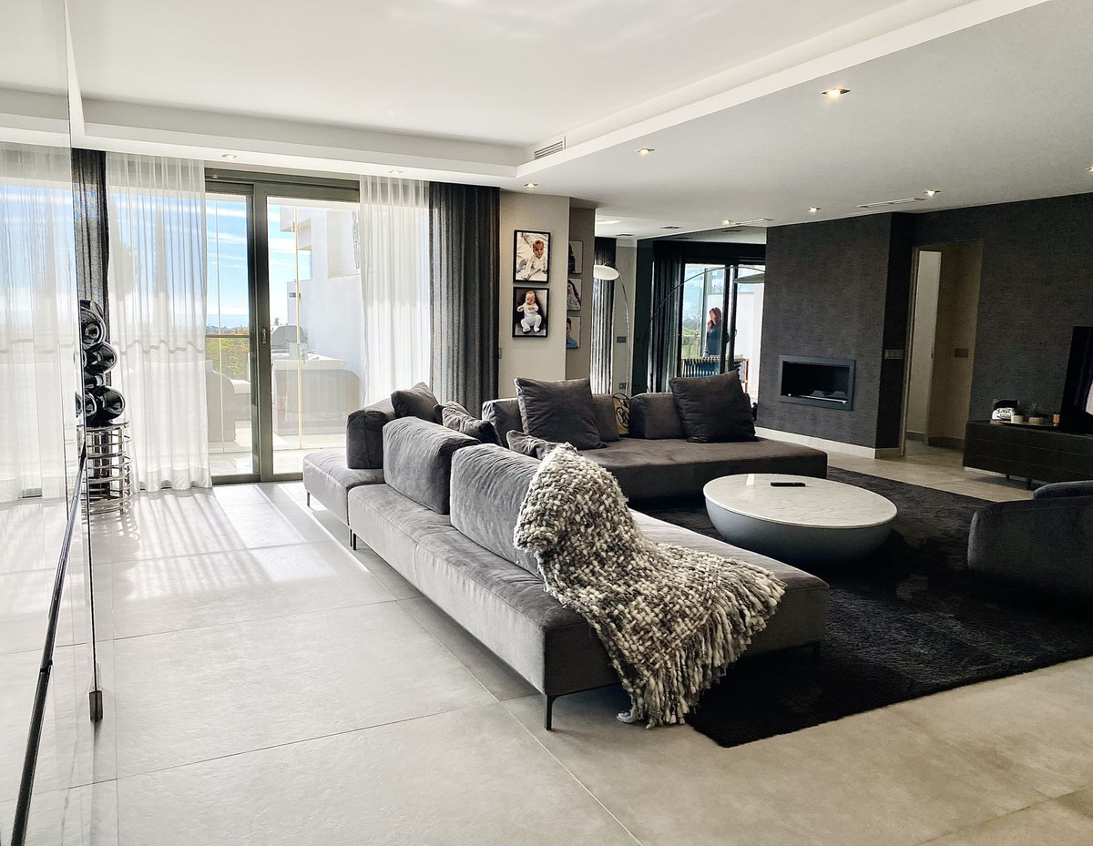 Appartement te koop in Los Flamingos | 4 slaapkamers H5287960