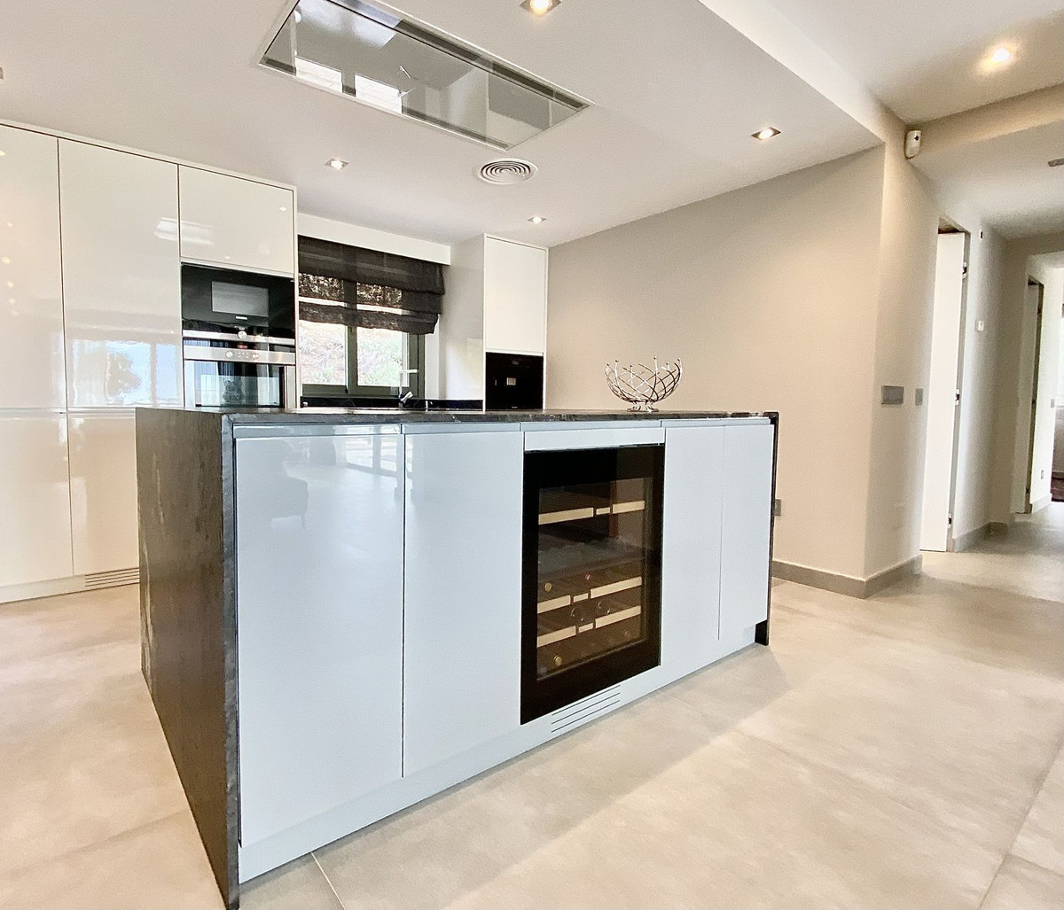 Appartement te koop in Los Flamingos | 4 slaapkamers H5287960