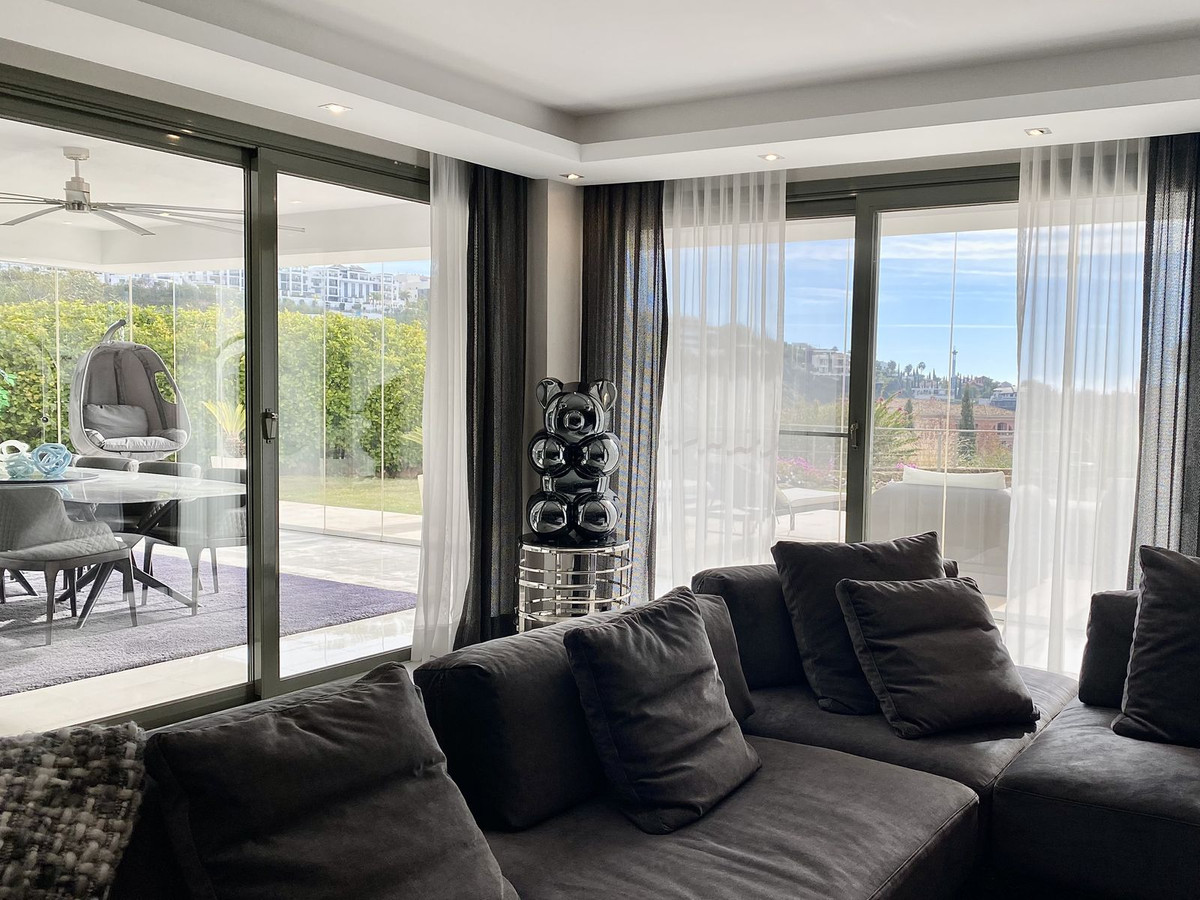 Appartement te koop in Los Flamingos | 4 slaapkamers H5287960