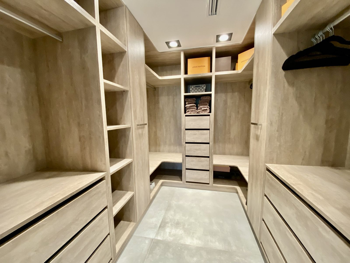 Appartement te koop in Los Flamingos | 4 slaapkamers H5287960