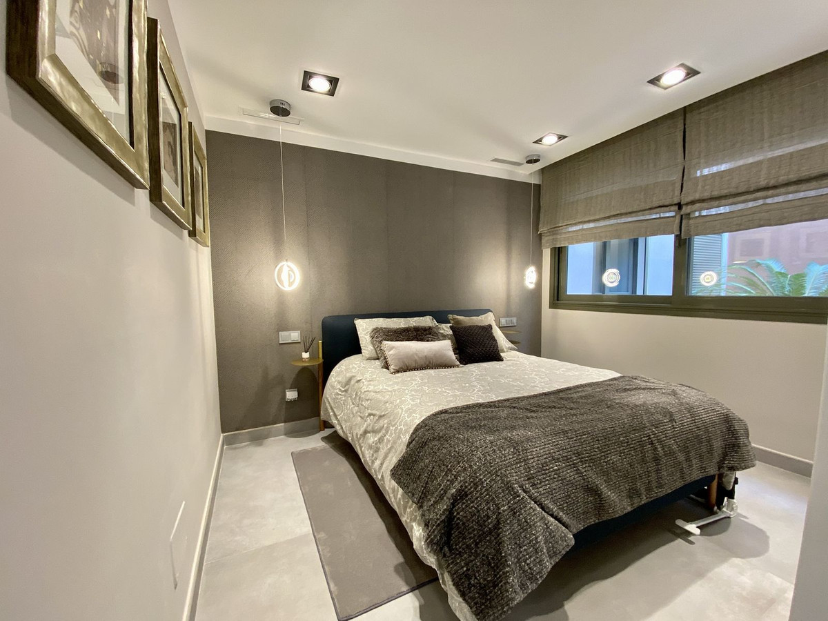 Appartement te koop in Los Flamingos | 4 slaapkamers H5287960