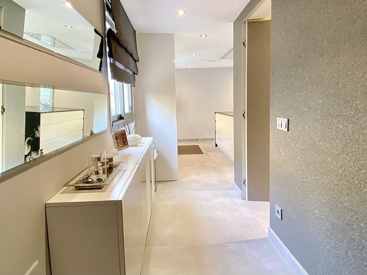 Appartement te koop in Los Flamingos | 4 slaapkamers H5287960