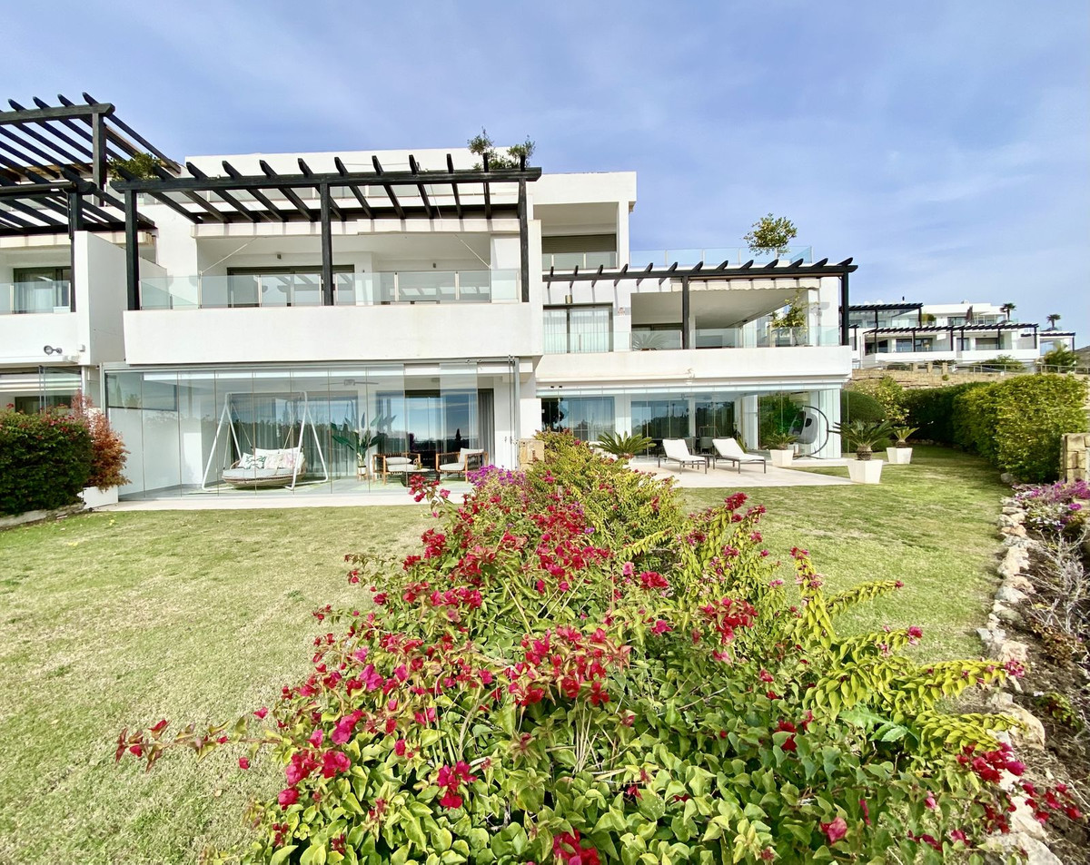 Appartement te koop in Los Flamingos | 4 slaapkamers H5287960