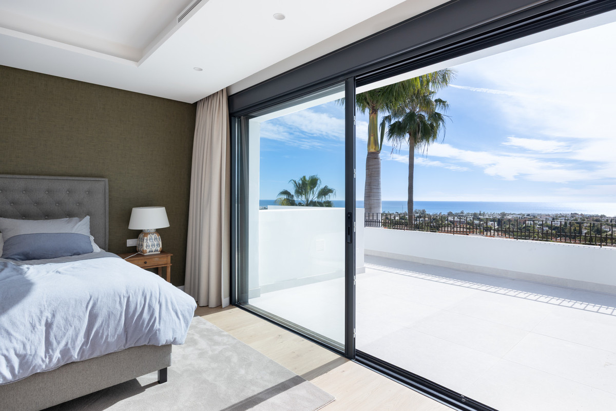 Huis te koop in Los Flamingos | 4 slaapkamers H5293273