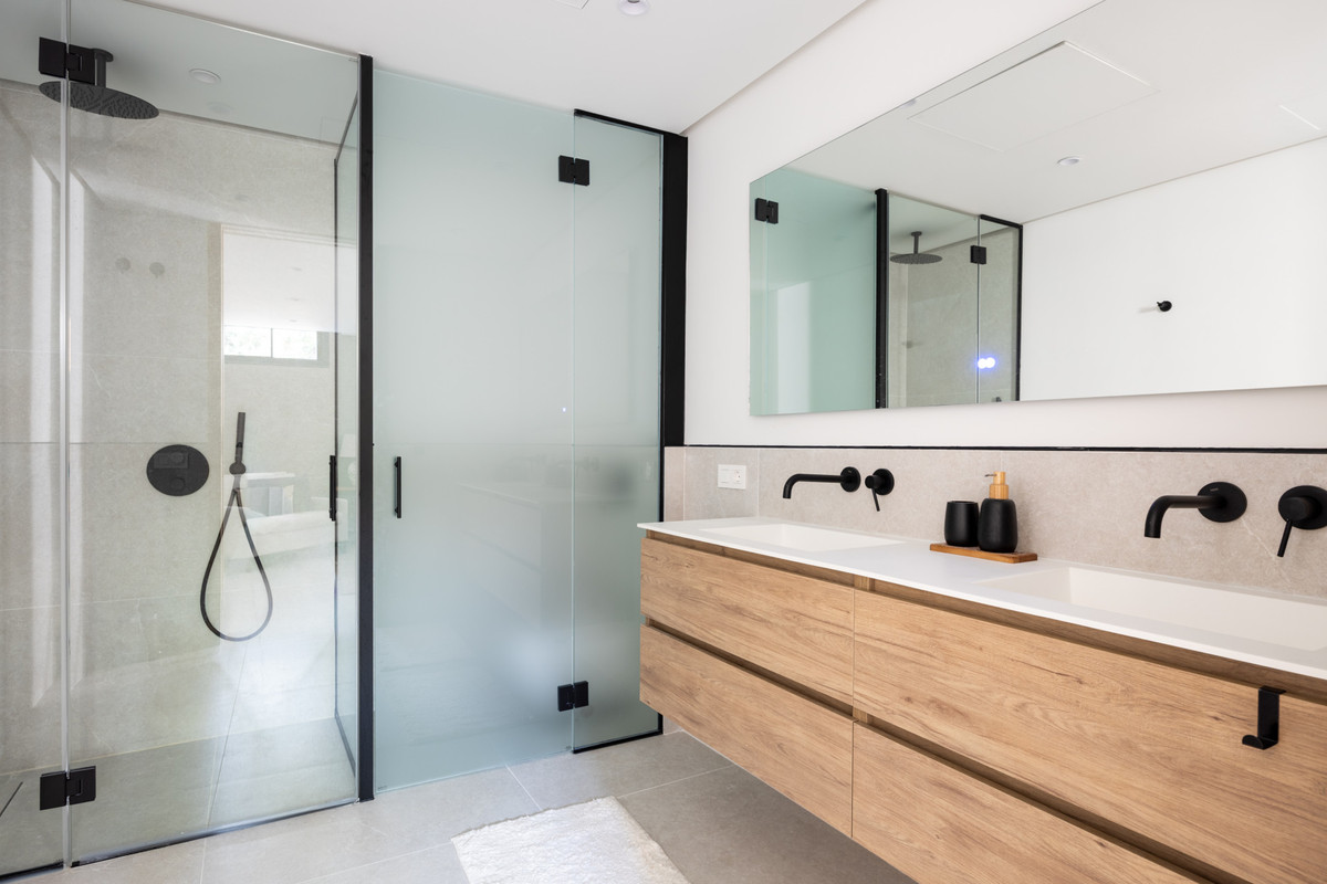 Huis te koop in Los Flamingos | 4 slaapkamers H5293273