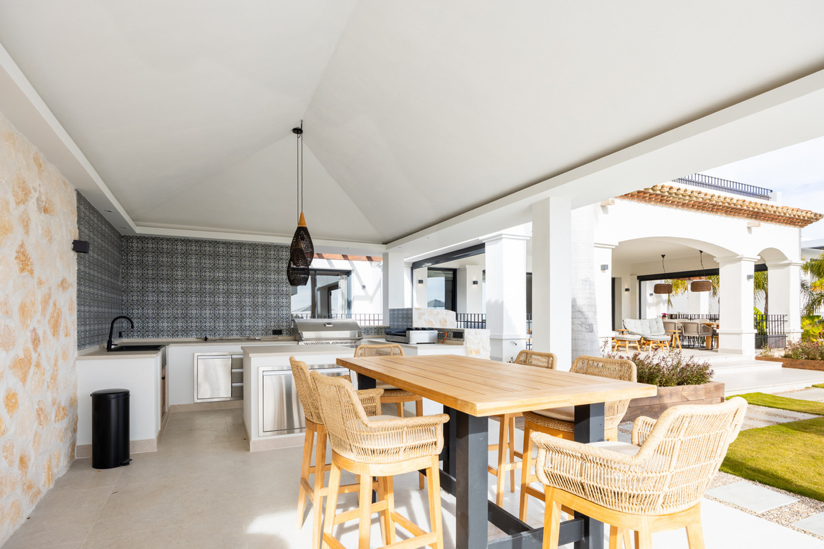 Huis te koop in Los Flamingos | 4 slaapkamers H5293273