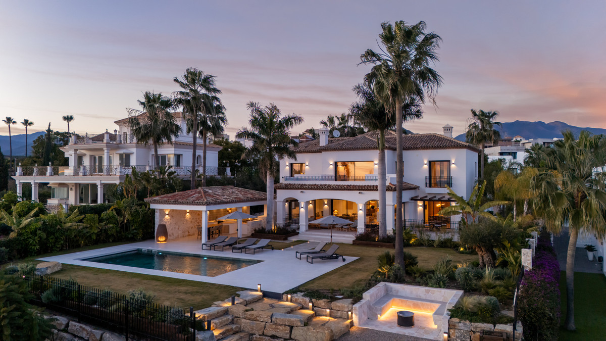 Huis te koop in Los Flamingos | 4 slaapkamers H5293273