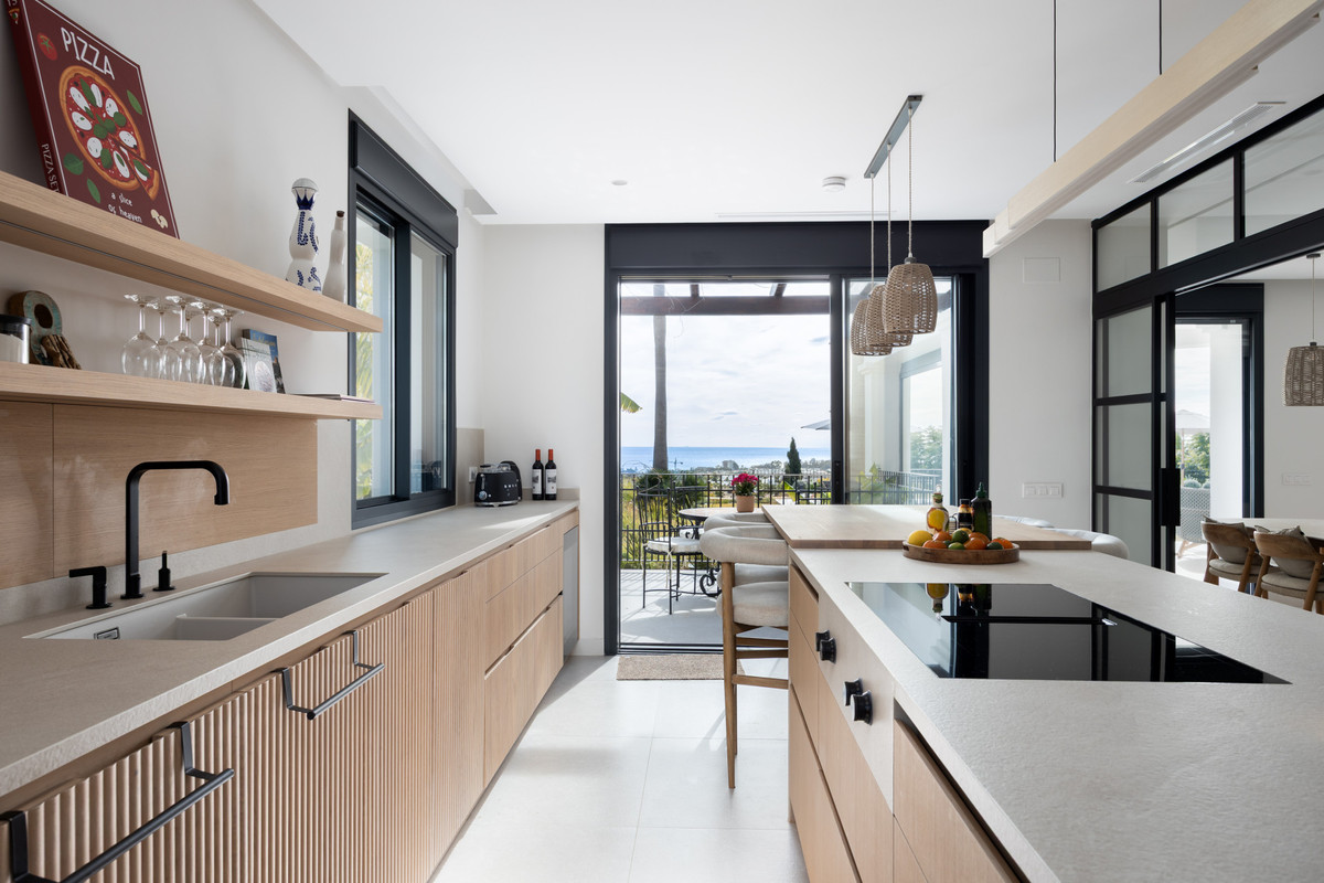 Huis te koop in Los Flamingos | 4 slaapkamers H5293273