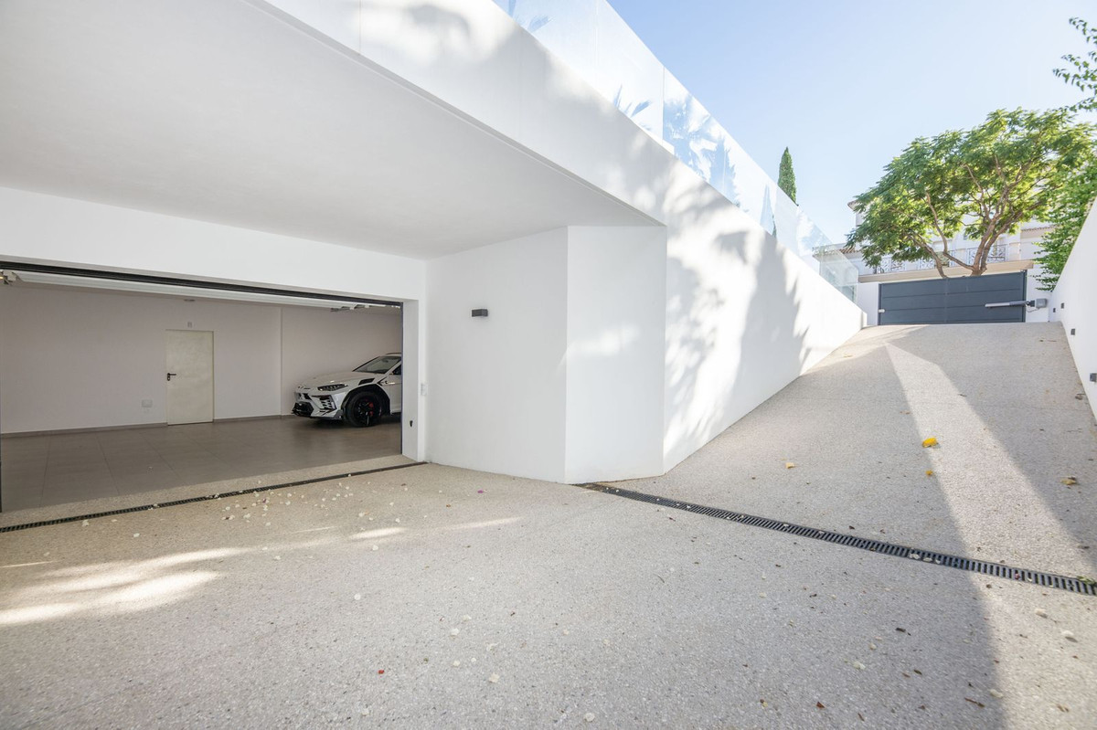 Property main view 38