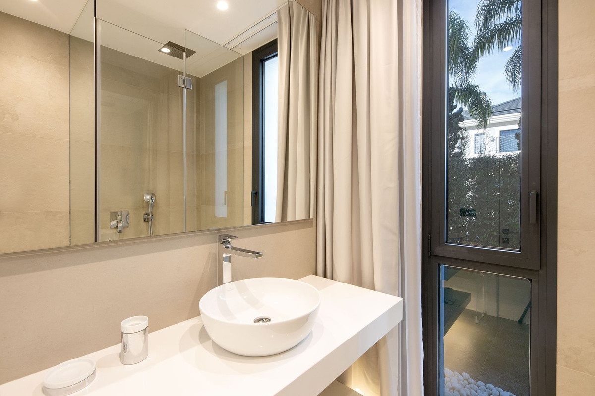 Property main view 48