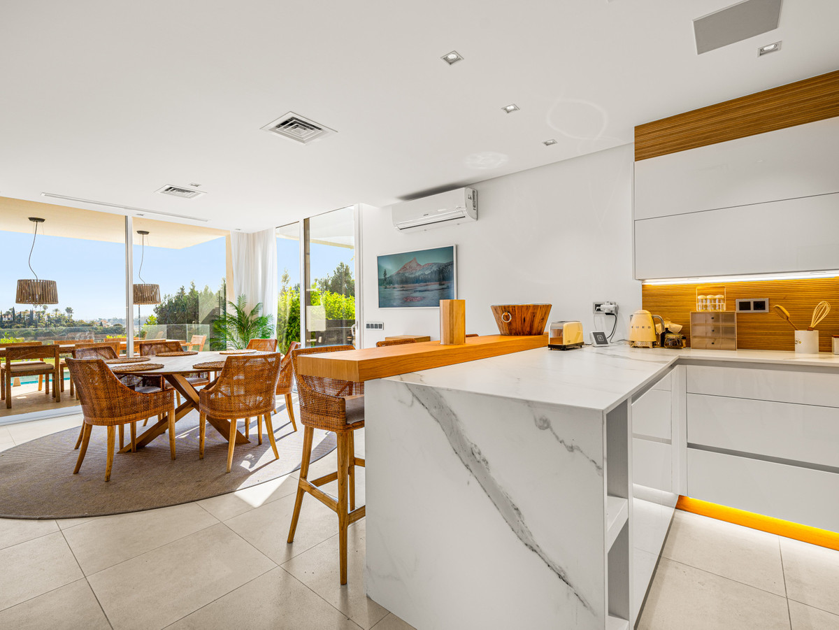 Huis te koop in Los Flamingos | 4 slaapkamers H5353831