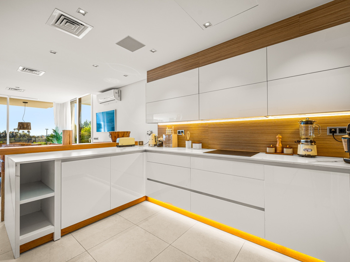 Huis te koop in Los Flamingos | 4 slaapkamers H5353831