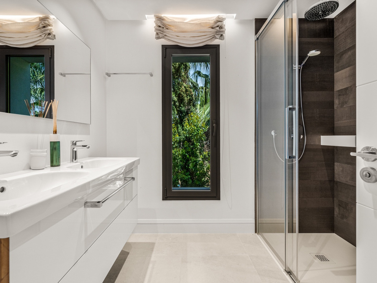 Huis te koop in Los Flamingos | 4 slaapkamers H5353831