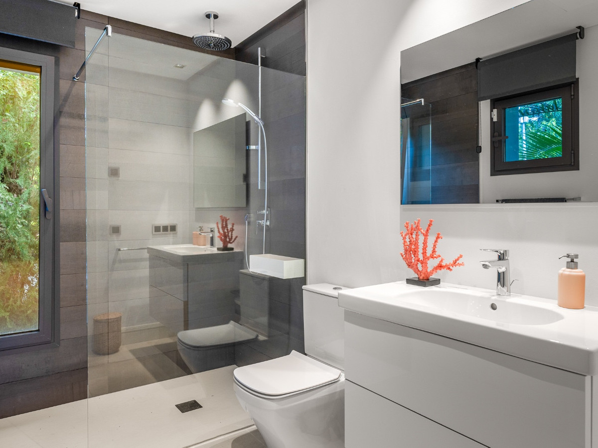 Huis te koop in Los Flamingos | 4 slaapkamers H5353831