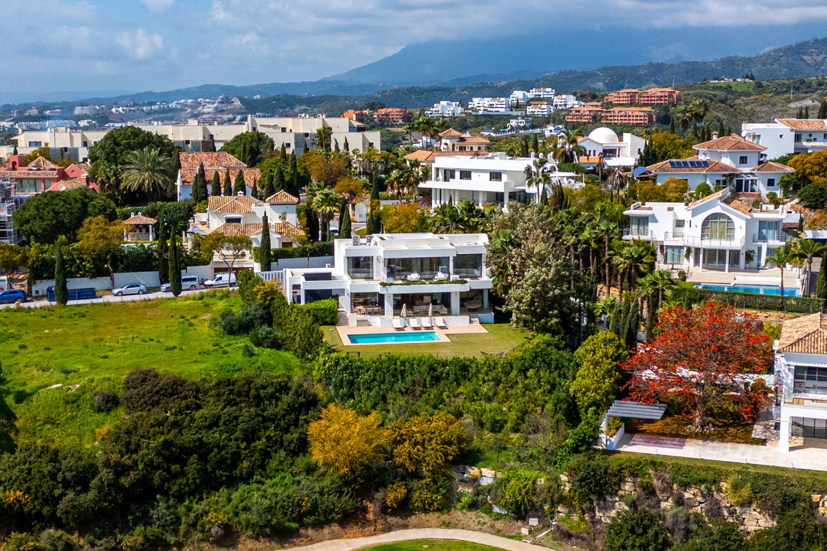 Huis te koop in Los Flamingos | 4 slaapkamers H5353831