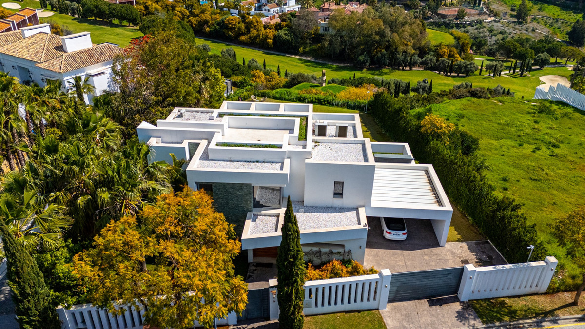 Huis te koop in Los Flamingos | 4 slaapkamers H5353831